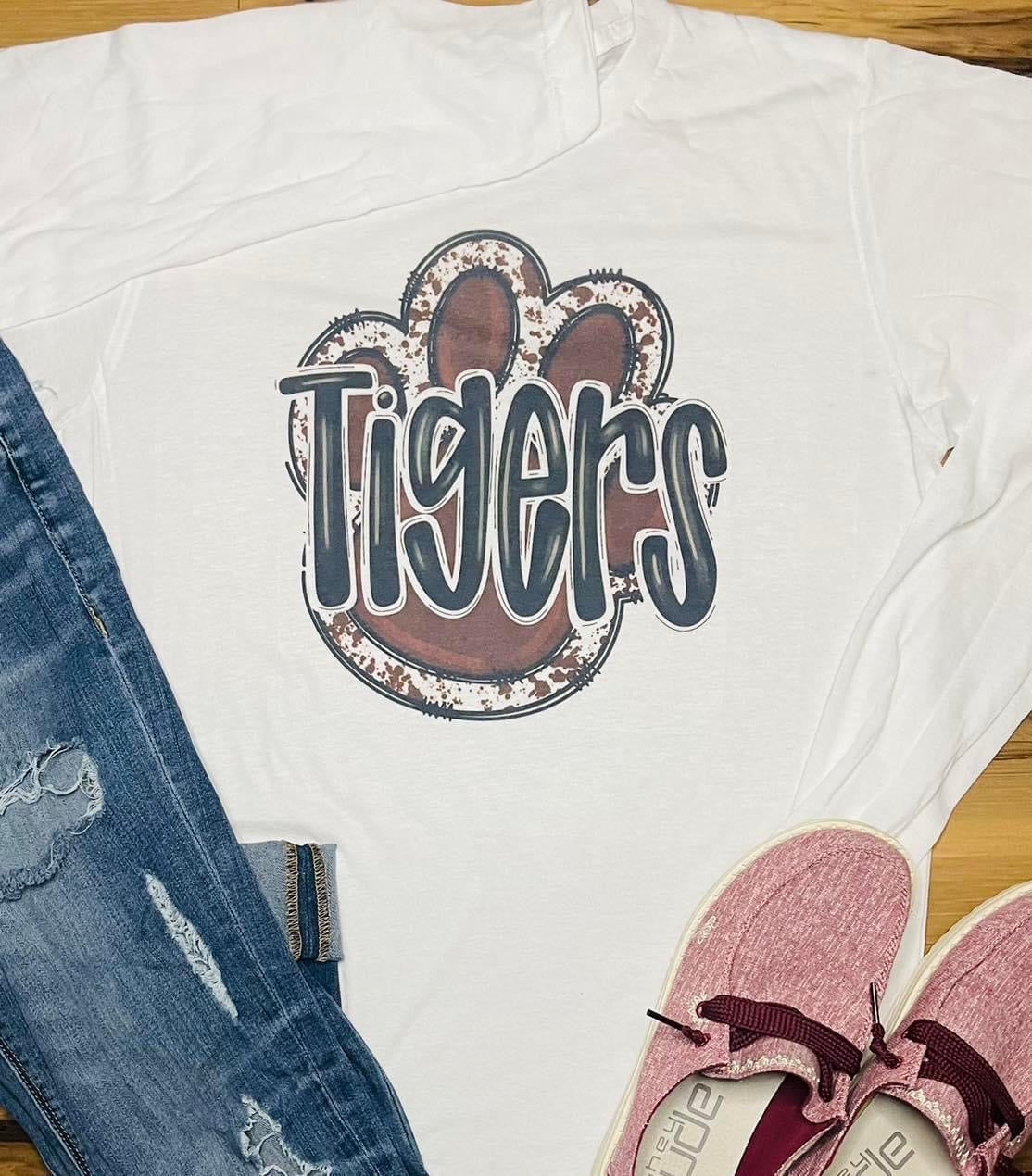 Tigers Paw Long Sleeve Tee