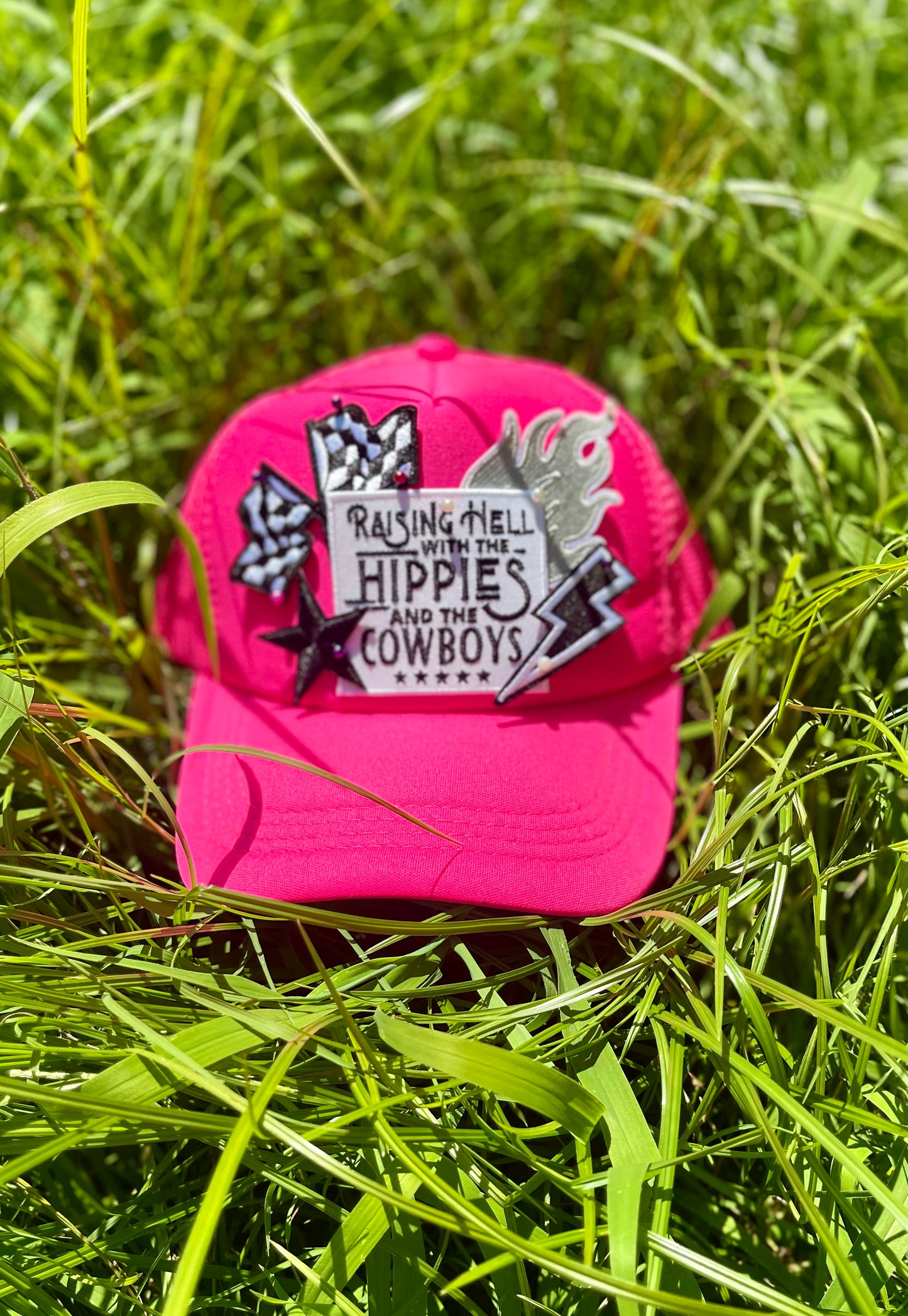 ⚡️PREORDER⚡️ Hippies & Cowboys pink trucker hat