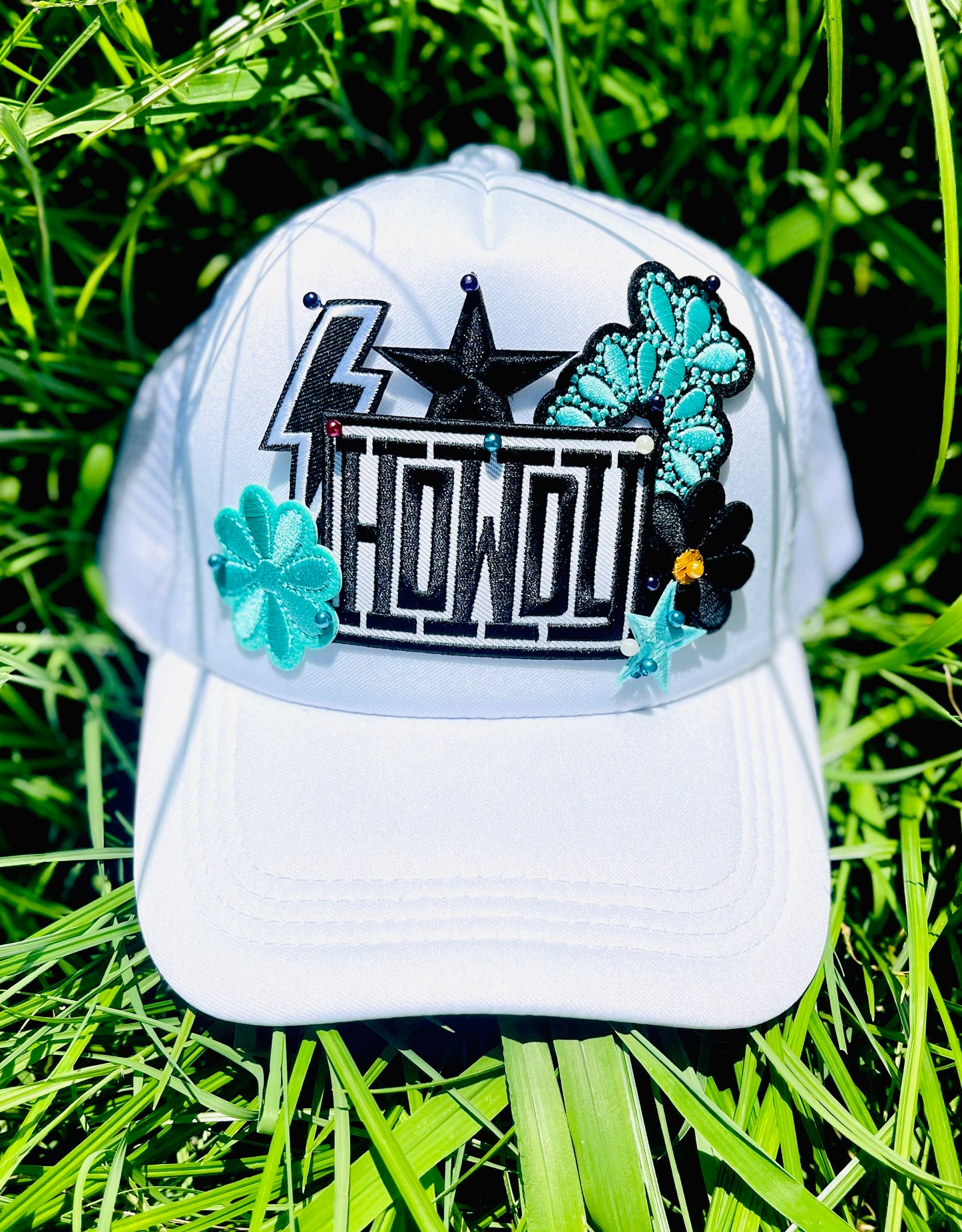 ⚡️PREORDER⚡️ Howdy black & turquoise white trucker hat